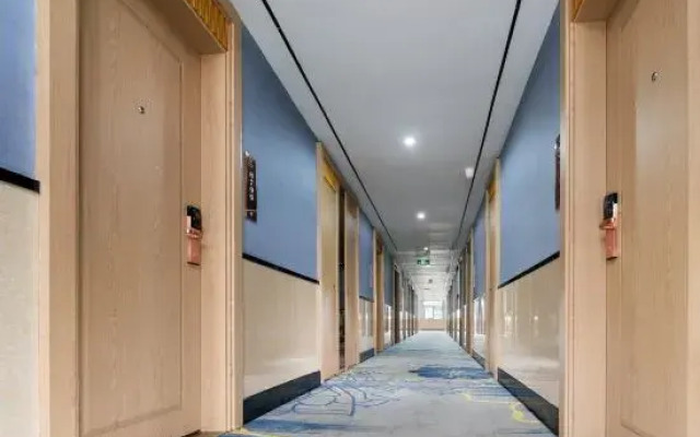 Vienna Classic Hotel (Zhuhai Doumen Xinqing Technology Park)