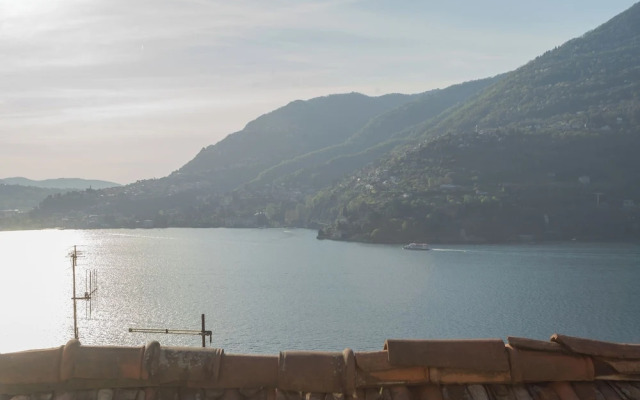 The Green Nest by Lake Como by Rent all Como