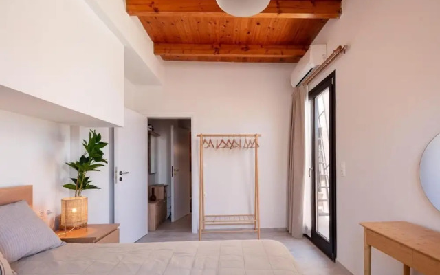 Fortezza Sea Breeze Anne-2BR with view