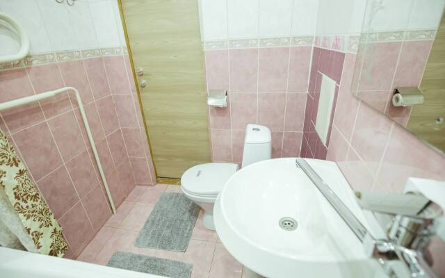 N .Ostrovskogo 23 Dvuhkomnatnye apartamenty naprotiv GorSada