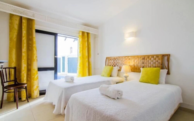 Villa 2, Great Spot Oura Beach, Albufeira