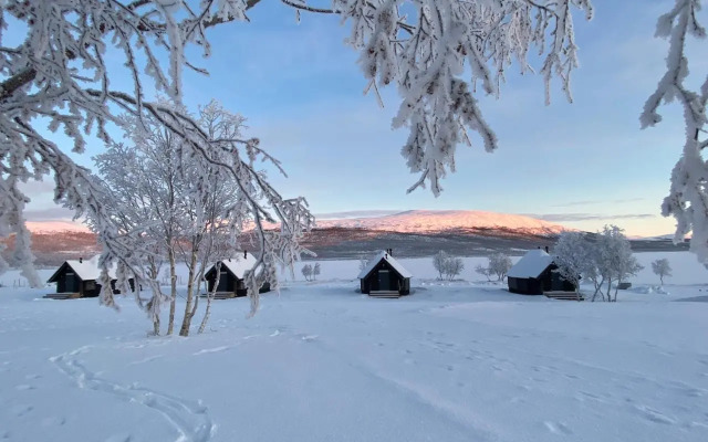 Arctic Land Glass Igloos
