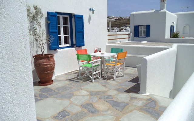 Filoxenia Apartments