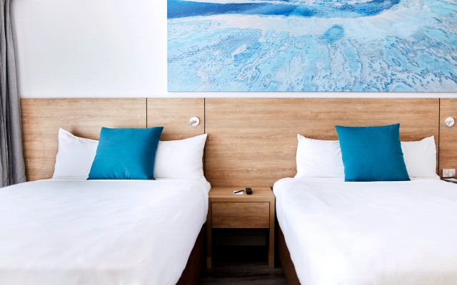 Novotel Cairns Oasis Resort