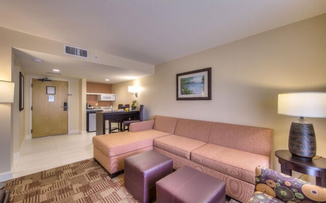 Inn of Naples, Tapestry Collection by Hilton