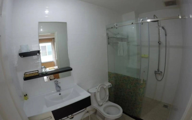 One World Hotel