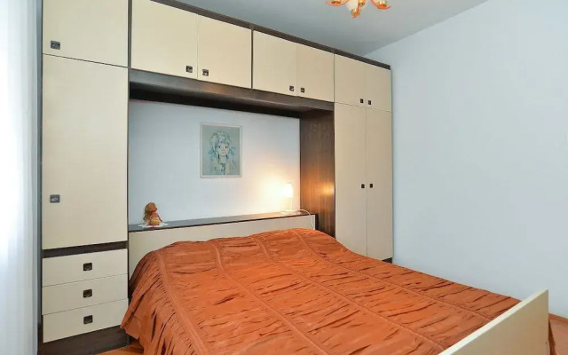 Apartment 1552