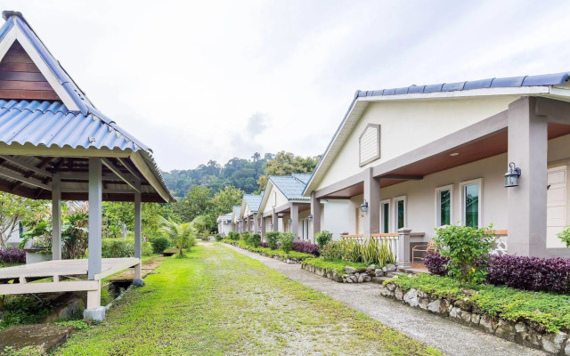 ZEN Rooms Pantai Rhu