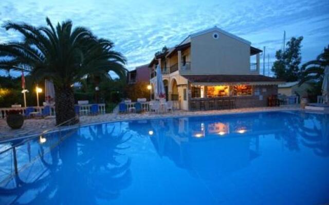 Zefiros Apartments