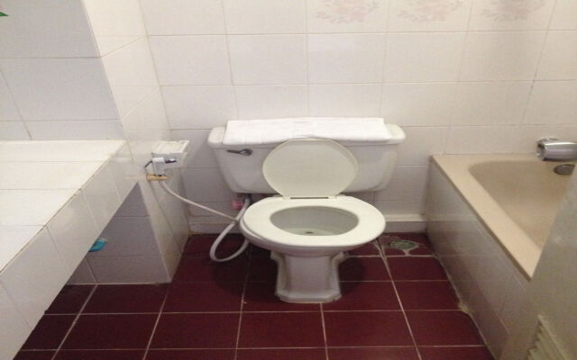 Chao Phya Grand Hotel