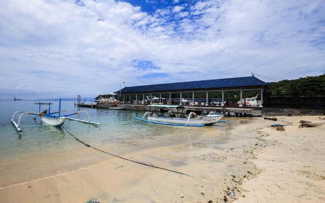 Dewi Villa Padangbai Hotel