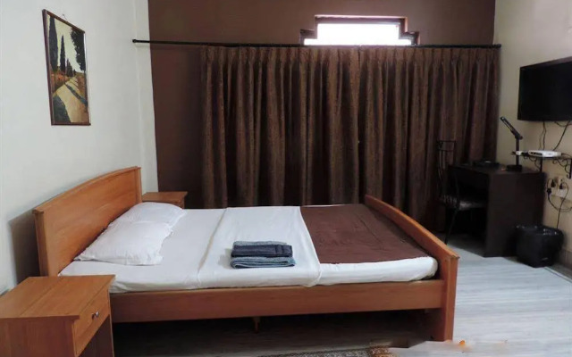 Emerald Residency