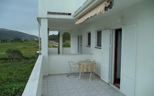 Ruža - Peaceful Area & Parking - SA2
