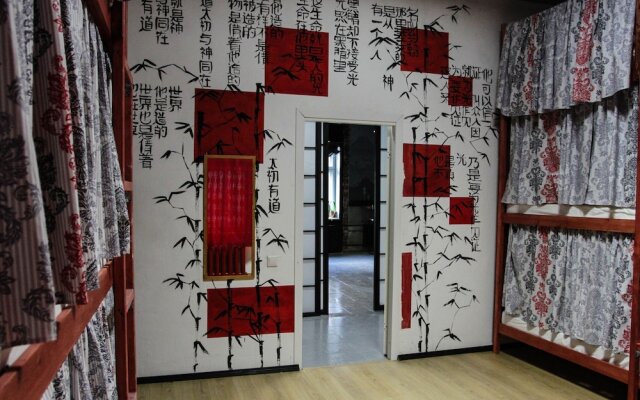 LoftWorld - Hostel