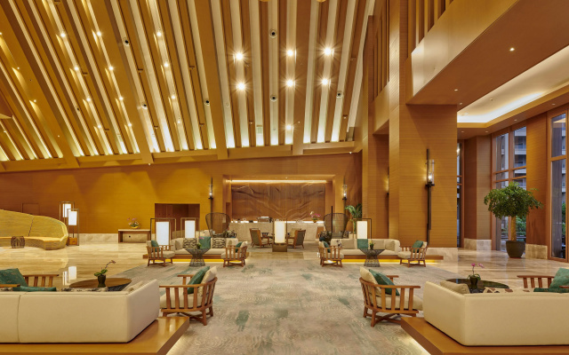 DoubleTree by Hilton Shanwei