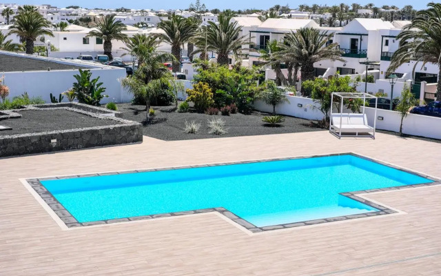 The Ocean View Senator modern apartment