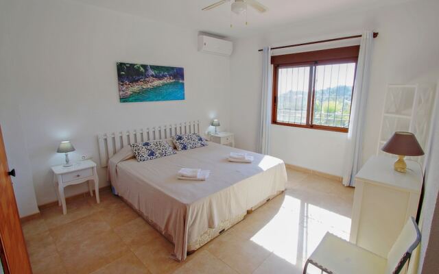Dos Soles - sea view holiday home with private pool in Costa Blanca