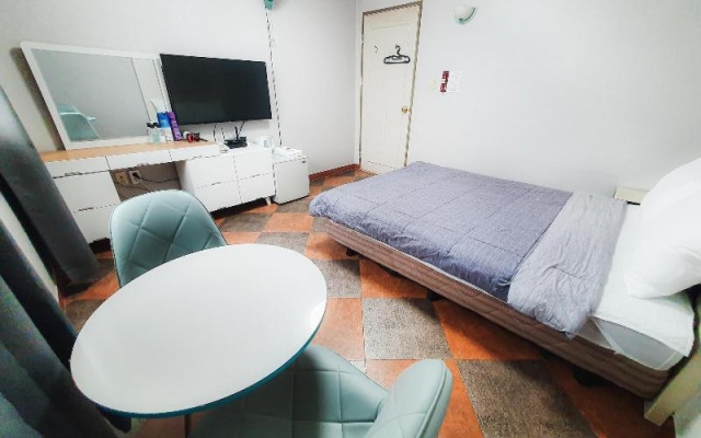 Sokcho Two Wheels Motel
