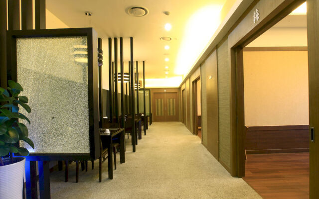 City Park Golf & Hotel