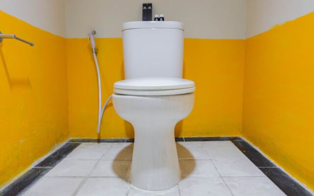 Best Price Studio at The Habitat Apartment near UPH