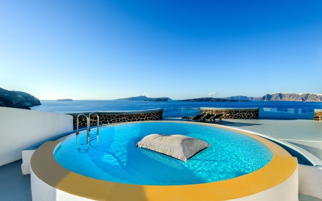 Ambassador Aegean Luxury Hotel and Suites