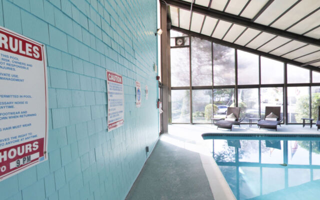 Aqua Blue Hotel