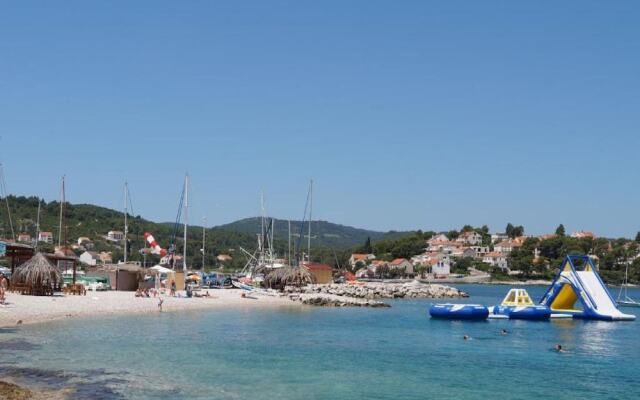 Lumbarda Resort Apartments