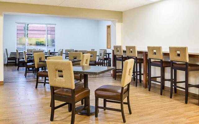 Quality Inn & Suites Clackamas – Portland