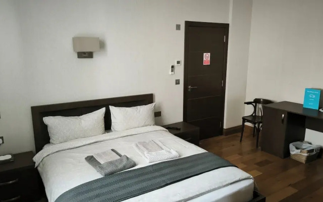 OYO The Kilburn Arms