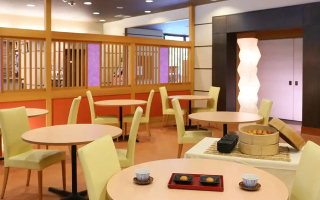 Ooedo Onsen Monogatari Shinshu Kakeyu