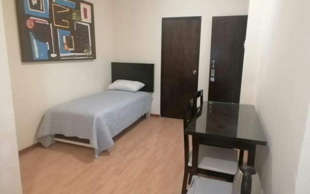 Miraflores Rooms
