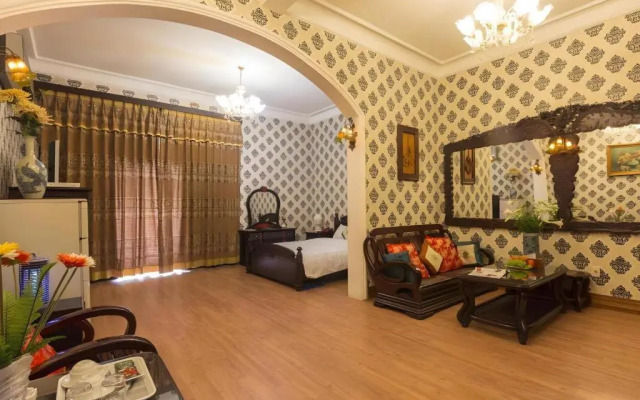 Dragon Hotel