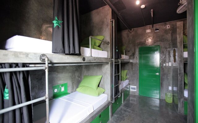 W Hostel Boracay