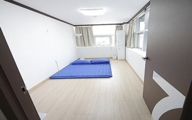 SUM Guesthouse Premium