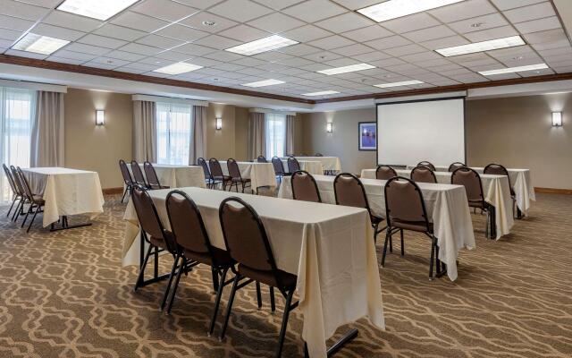 Comfort Suites Oshkosh