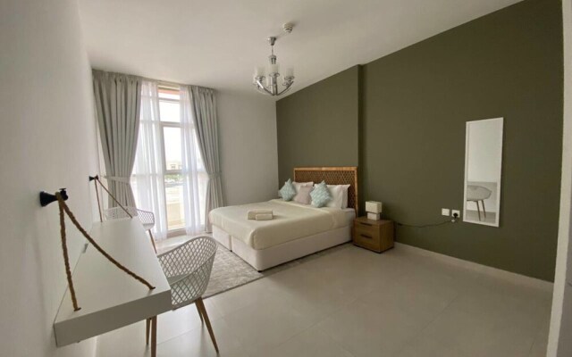 Refined Classy 3 Bedroom Apartment in Jumeirah