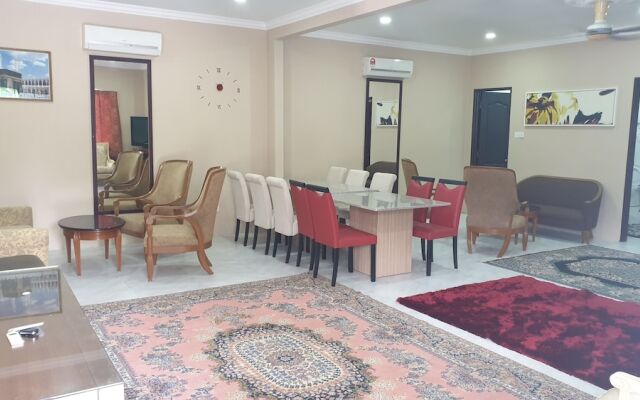 4 Bedroom Bungalow With Private Pool