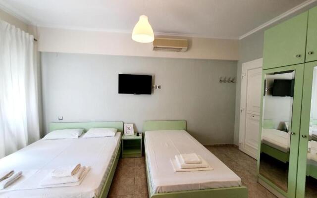 Seaside Luxury Suites