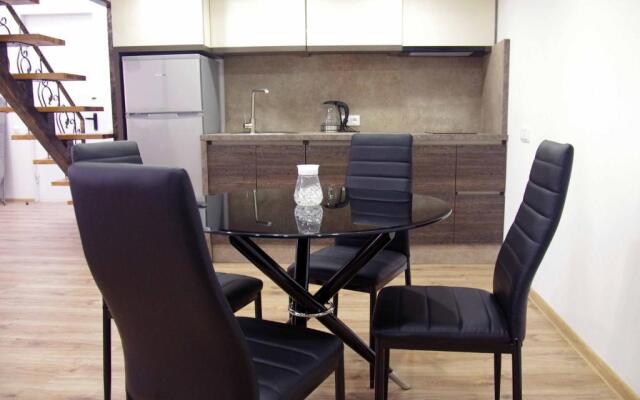 Apartment on Tabidze