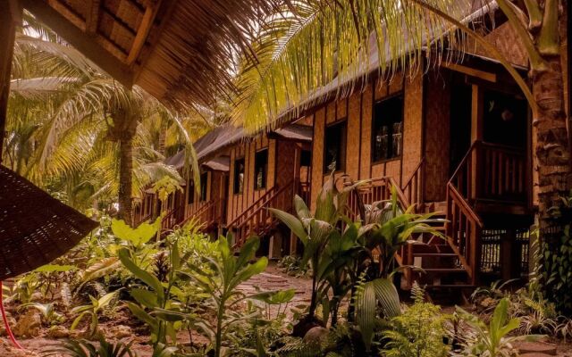 Island Native Bungalows Resort