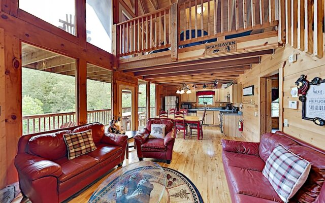 New Listing! Epic W/ Game Room & Hot Tub 2 Bedroom Cabin