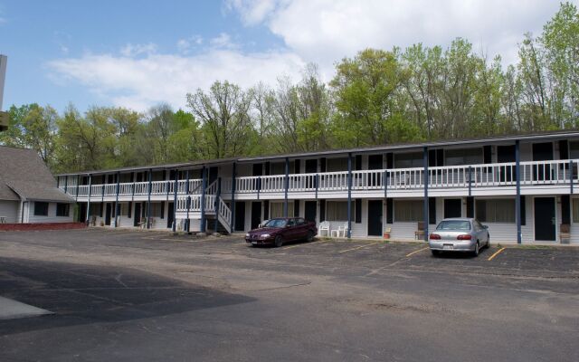 AmeriVu Inn and Suites - St. Croix Falls