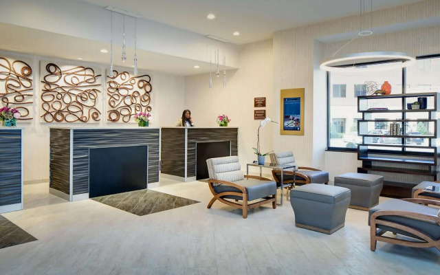 Embassy Suites by Hilton Dallas Love Field