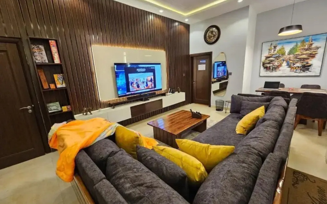 Bee-City Apartment