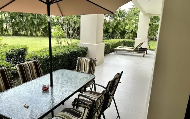 Private Modern Condo by Jacó Beach