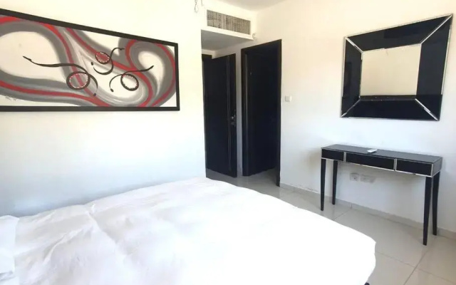 Private Pool, 3Br Garden Apartment, Aquarelle