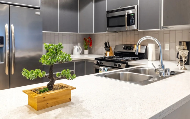 East West Comfort: Hollywood Walk Of Fame Apartments