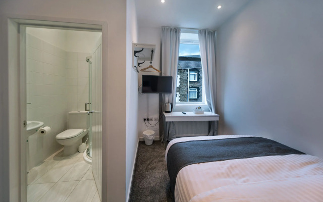 Windsor Hotel & Bar