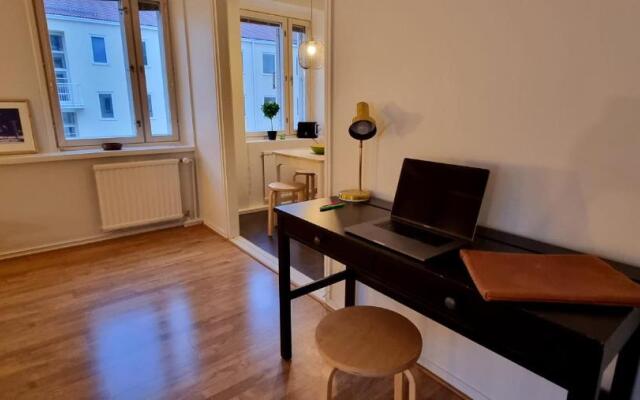 Corner home in the heart of Helsinki 40m2