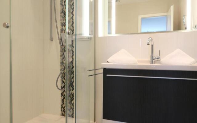 Andreas-Nielsen-Str. 12, W1